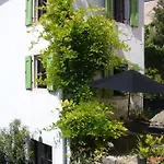 Apartament Casa Pino Pina